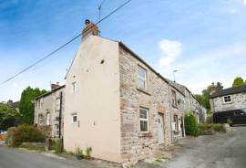 2 bedroom, Terraced House for sale