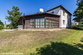 Detached house for rent in Jurmala, 620.00m2