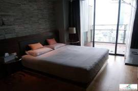 The Met Sathorn - Furnished Modern Two Bedroom Condo within Walking Distance to BTS Chong Nonsi