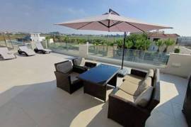 Amazing 3-Bedroom Top floor apartment for Rent in Pervolia area, Larnaca