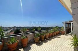 Spacious 3 Bedroom Apartment in the Quiet Area of Cucujães