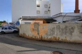 URBAN LAND WITH 602 M2 IN THE CENTER OF VILA NOVA DE CACELA - POSSIBILITY OF CONTRUIR A BUILDING - CACELA - ALGARVE