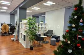 Zaharova, functional office space 163 m2 for rent