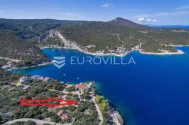 Hvar, building land, first row to the sea (850 m2)