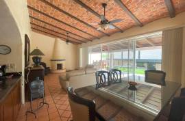 Excellent 6 beds 2 Houses & Apartment For Sale in LA FLORESTA AJIJIC