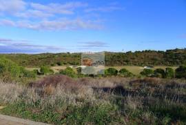 Superb plot on Monte Rei with Great Golf views