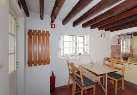 2 bedroom house in Porches with authentic Algarve charm