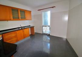 BOOKED ----3 BEDROOM APARTMENT WITH BACKYARD NEAR ESTRADA MONUMENTAL