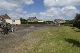 Detached Country House with Outbuilding