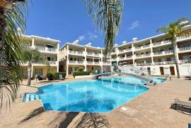 Beautiful 2 Bedroom Apartment - Universal, Paphos