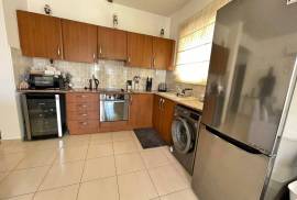 Beautiful 2 Bedroom Apartment - Universal, Paphos