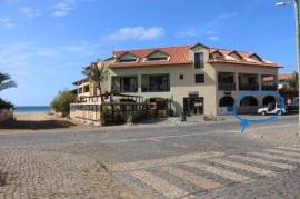 Excellent 1 Bed Apartment For sale in Santa Maria Cape