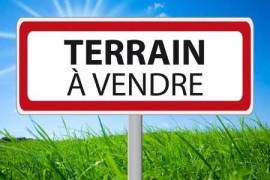 Rare, à saisir, beau terrain en lot arriére de 555 m² environ