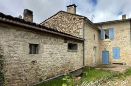 Maison de village avec jardin