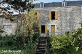 Maison en Pierre - 6 pièces - 169 m² - TAILLEBOURG (17)