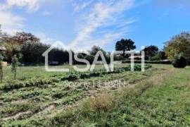 Terrain 1600m² constructible - LA GUITTIERE