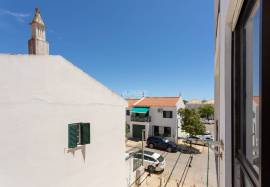 1 bedroom apartment with parking space located 700 meters from Praia de Altura