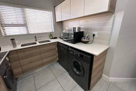 Luxury 3 Bed Apartment For Sale In Johannesburg South