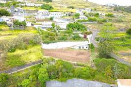 Land with 610 square meters located in Fajã da Ovelha - Calheta with excellent sea views!