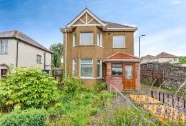 3 bedroom, Detached house for sale