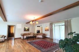 Detached house for rent in Jurmala, 369.00m2