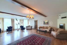 Detached house for sale in Jurmala, 369.00m2