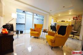 Leo Classic Place - Large Three Storey Family Townhouse on Sukhumvit 39