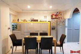 Leo Classic Place - Large Three Storey Family Townhouse on Sukhumvit 39