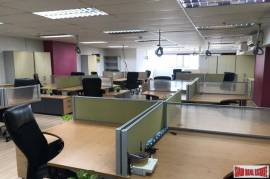 Large Office for Sale in a Popular Sukhumvit 13 Business Area