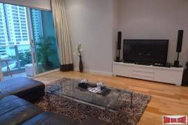 Millennium Residence Bangkok - Extra Large Asok Two Bedroom Condo Close to Benchakiti and Benjasiri Park