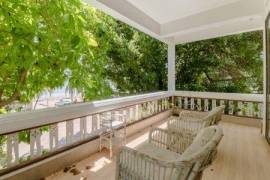 Best Location Beachfront Townhouse with Fantastic Sea Views