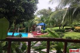 Boutique Hotel with 26 Rooms and Swimming Pool for Sale in Laem Set, Koh Samui