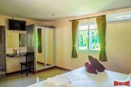 Boutique Hotel with 26 Rooms and Swimming Pool for Sale in Laem Set, Koh Samui