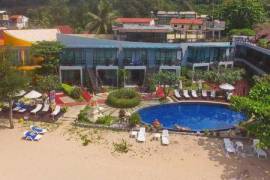 Beach Front Resort Khlong Dao