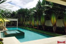 The Vineyard Phase 3 - Spectacular Three Bedroom Private Pool Villa with Jacuzzi for Sale in East Pattaya