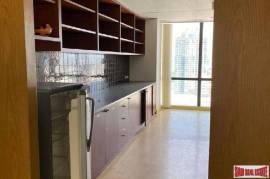 P.S. Tower Office Space - Office Space for Sale on 33rd Floor in Aoke, Bangkok