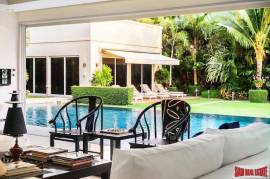 The Vineyard - Super Luxury Eight Bedroom Pool Villa for Sale in the Lake Mabprachan Area of East Pattaya