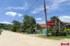 Lanta School Beach Resort - Cozy 14 Room Tropical Resort for Sale in Koh Lanta