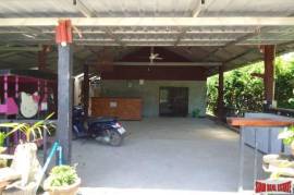 Lanta School Beach Resort - Cozy 14 Room Tropical Resort for Sale in Koh Lanta