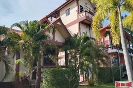 Lanta School Beach Resort - Cozy 14 Room Tropical Resort for Sale in Koh Lanta