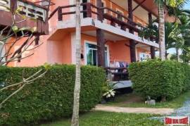 Lanta School Beach Resort - Cozy 14 Room Tropical Resort for Sale in Koh Lanta