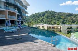 Fully Furnished, Modern Studio Condo with Rooftop Terrace with Jacuzzi for Sale in Patong, Phuket