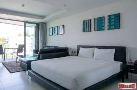 Fully Furnished, Modern Studio Condo with Rooftop Terrace with Jacuzzi for Sale in Patong, Phuket