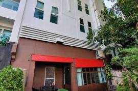 Patong Commercial Building! Ideal for Conversion into Luxury Apartments