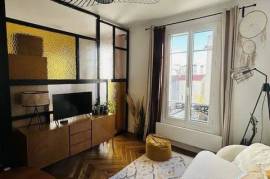 Design apartment close to Paris