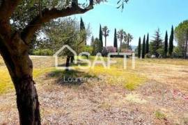 Terrain à bâtir dans le quartier très prisé des Solans à Aubagne