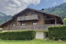 Well Located 6 Bed Family Chalet in Vonnes, Chatel