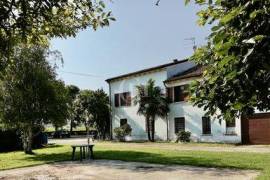 Agriturismo - B&B con diverse unità indipendenti