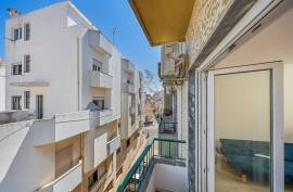 Fully renovated 3 bedroom apartment in the center of Portimão