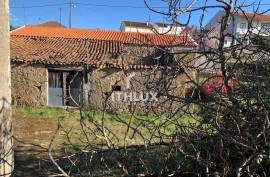 Farm in the center of Peraboa